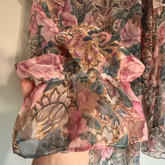 Vintage Gold Tag Victoria's Secret Floral Sheer Ruffle Poet Blouse Top w/Pearl - Picture 16 of 16